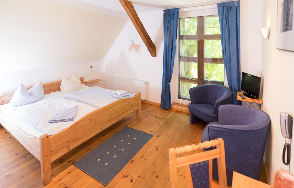 Landhotel Markthof Satemin Wustrow  Cameră foto